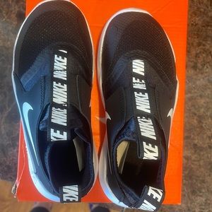 Nike flex runner NIB NWT size 11